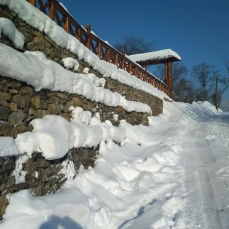 Eco Chertizh Lodge *
